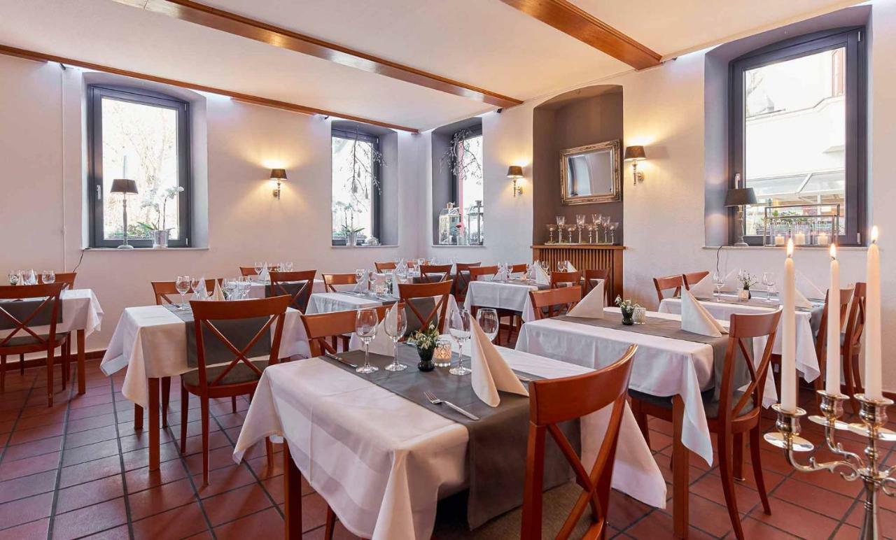 Hotel Eisenbahn Karlstadt Esterno foto